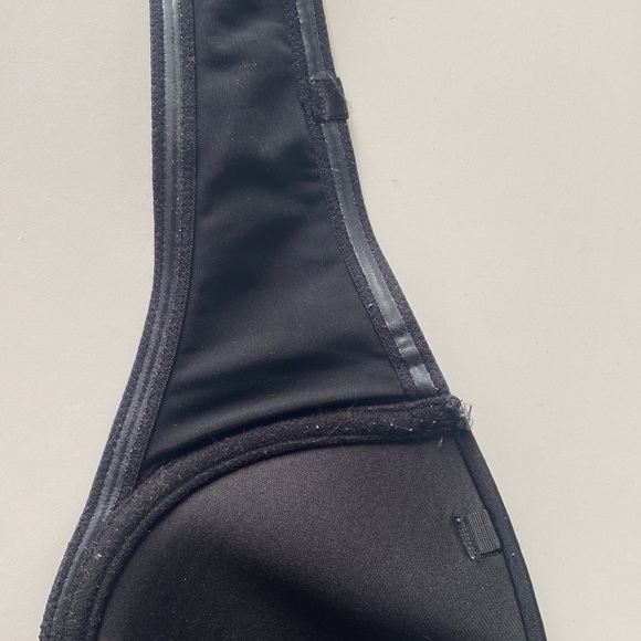 Black Convertible Strapless Bra - Picture 4 of 6